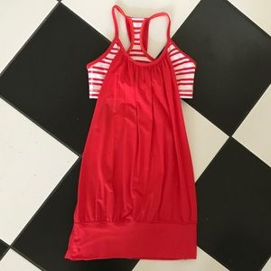 Lululemon women’s workout top - Sz 2